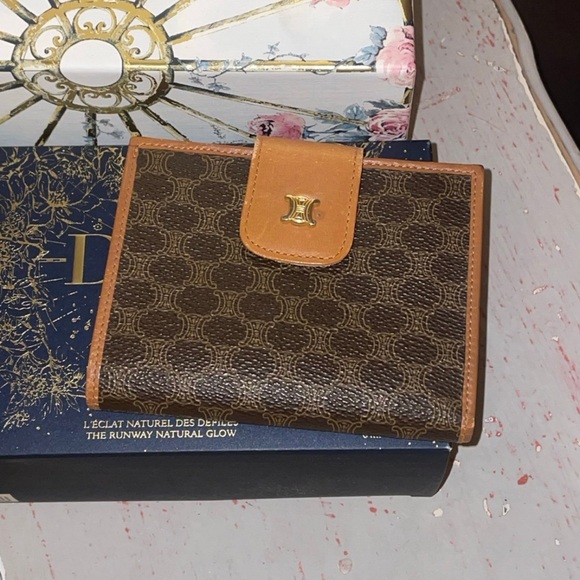 Celine Vintage EUC Paris Kisslock Compact Leather & Canvas Wallet - Picture 1 of 8